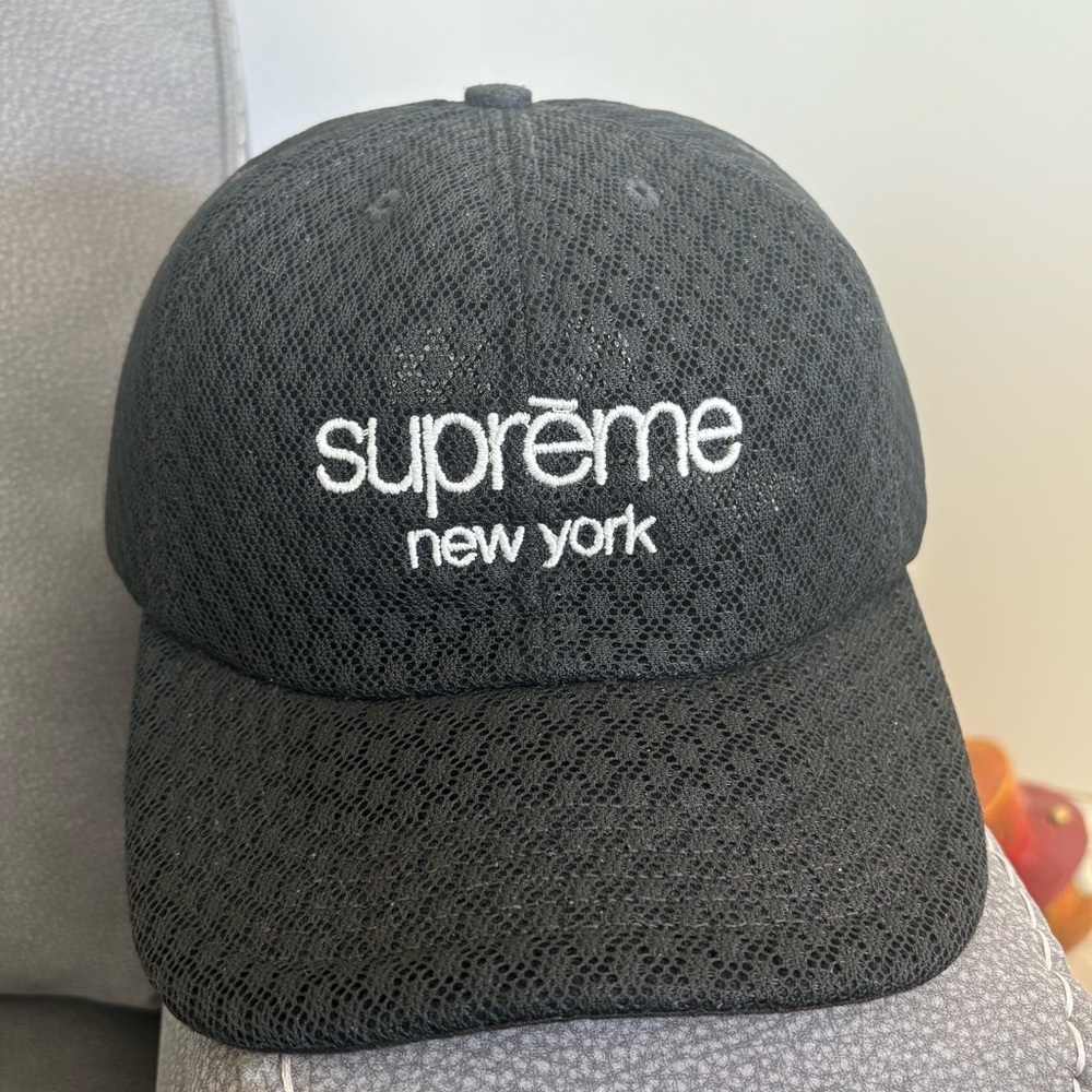 Supreme mesh 6 panel